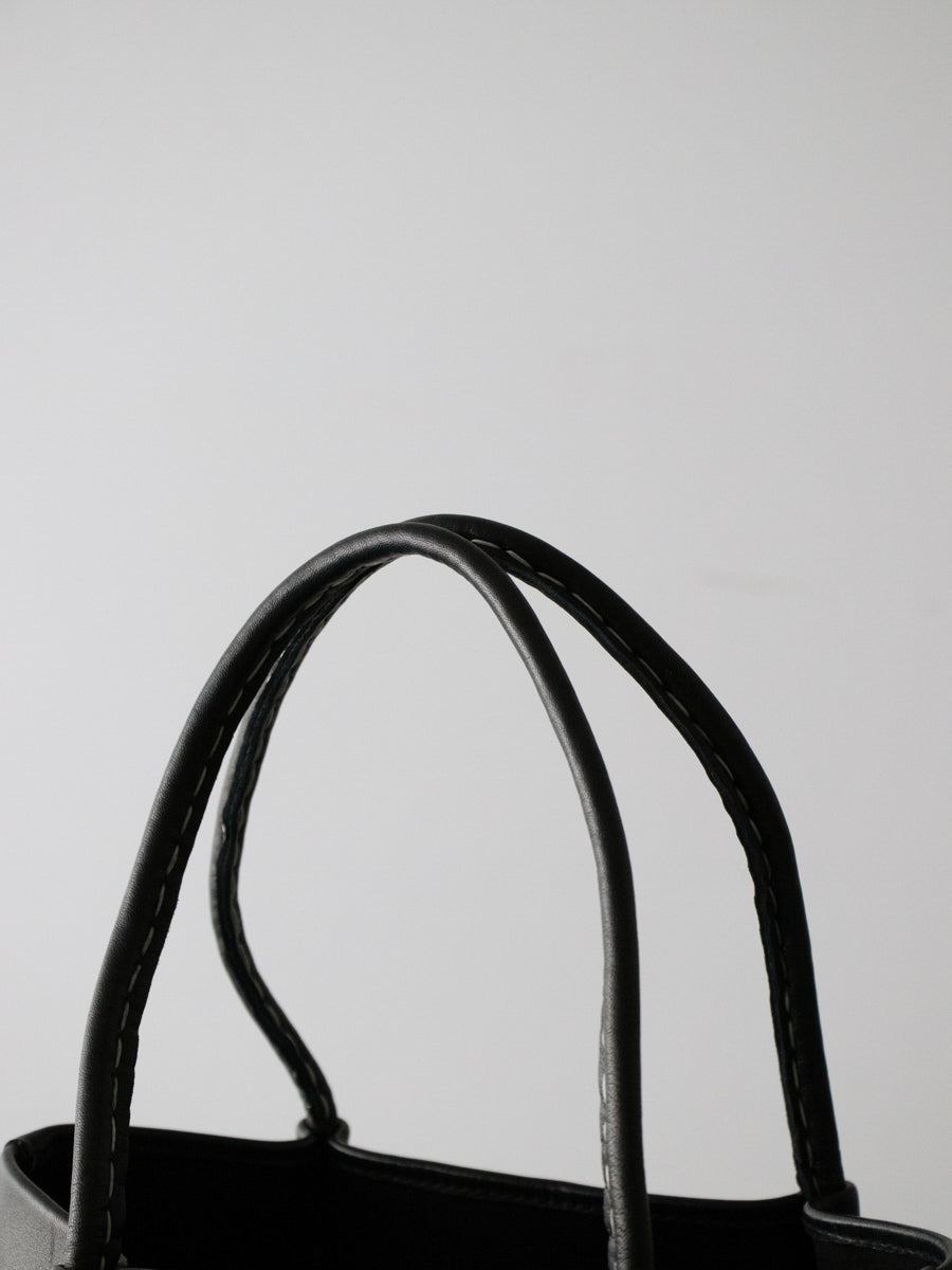 nousnous LL BLACK