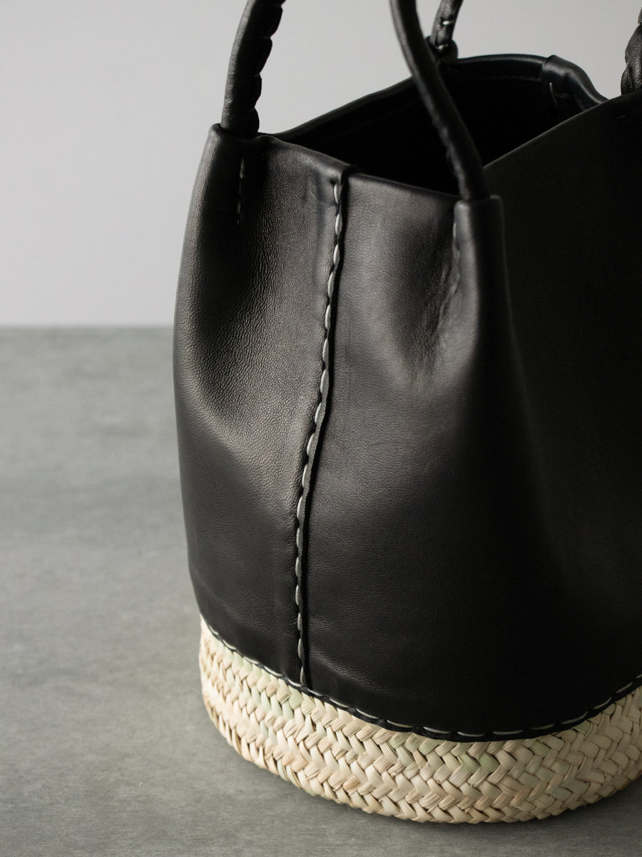 nousnous M BLACK