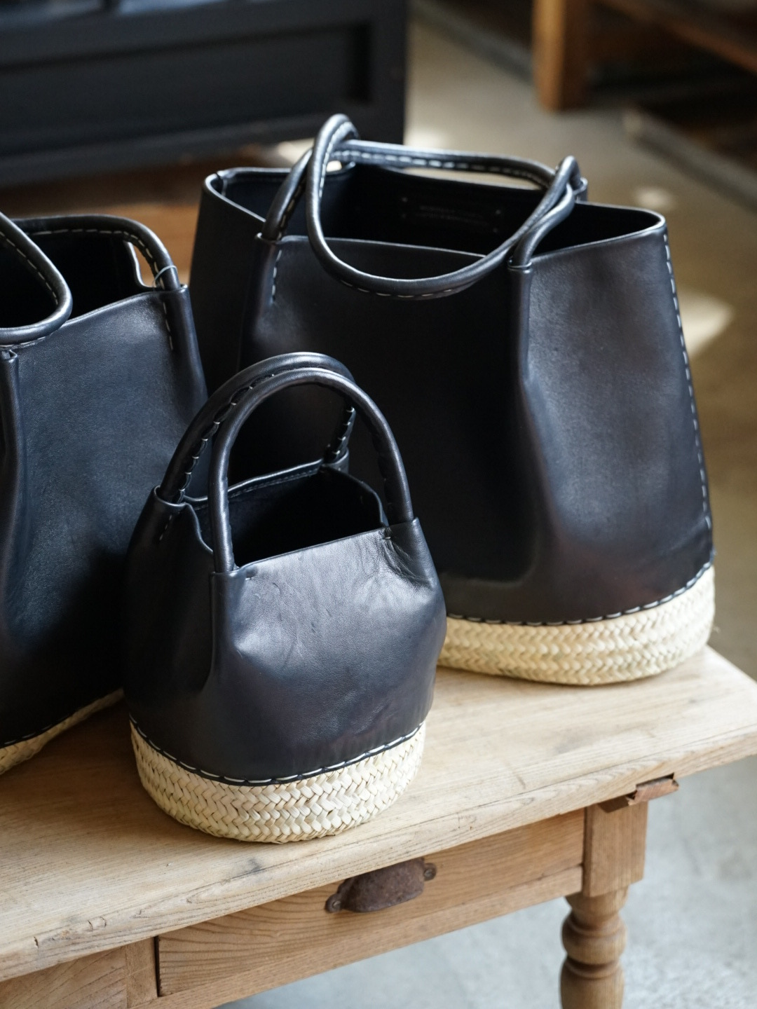 nousnous S BLACK