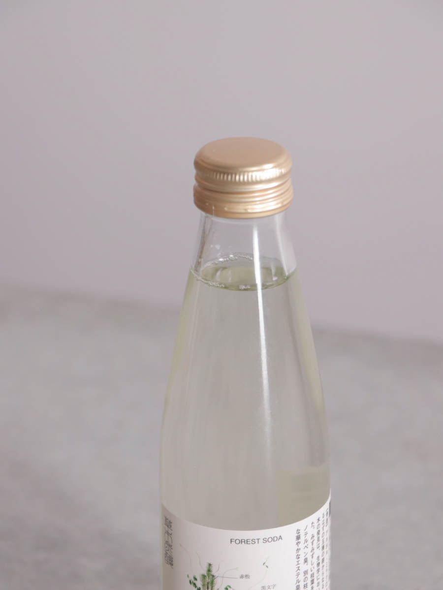 草木炭酸フォレストソーダ 200ml