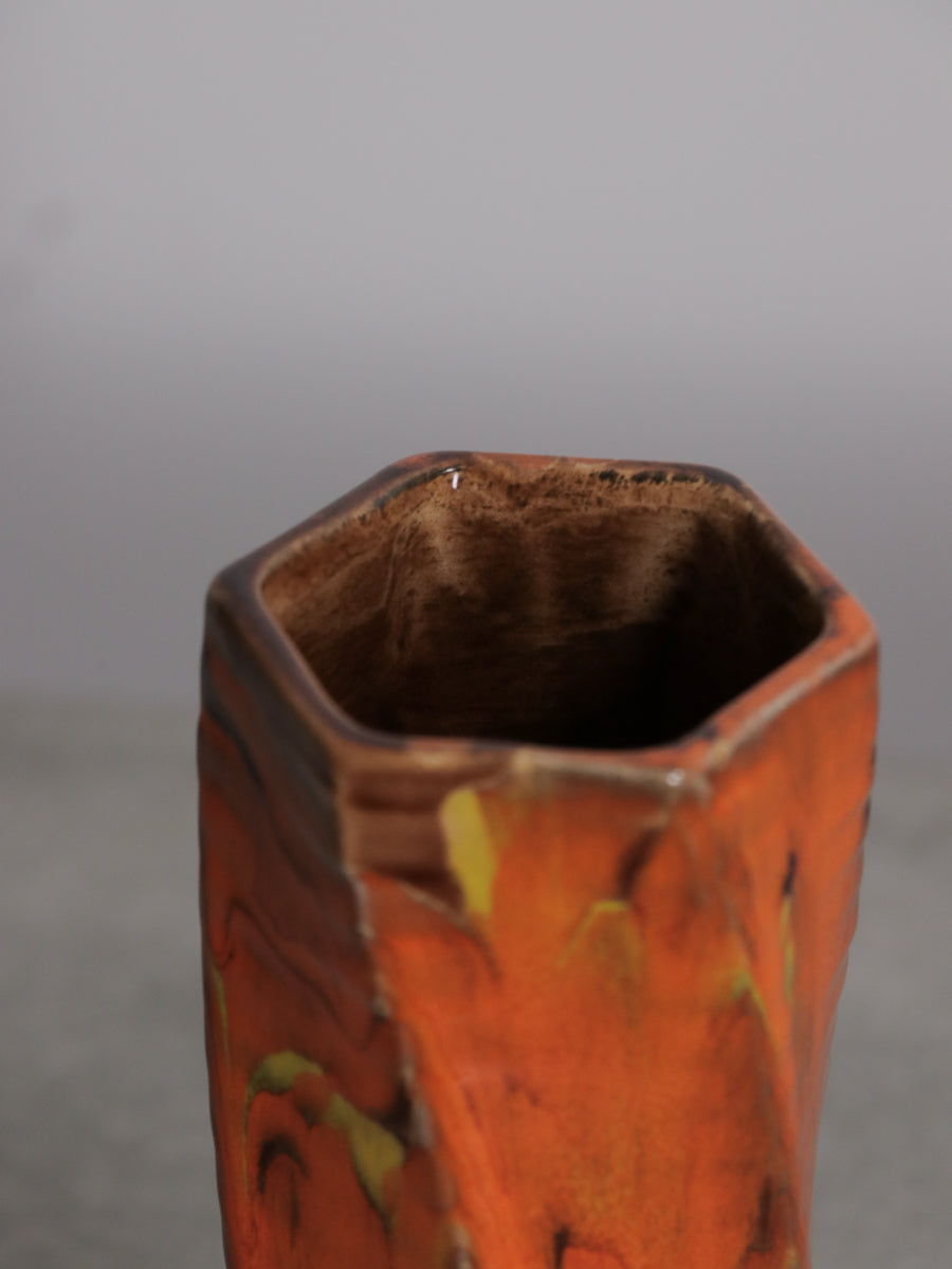 Twisted Hexagor Flower Vase