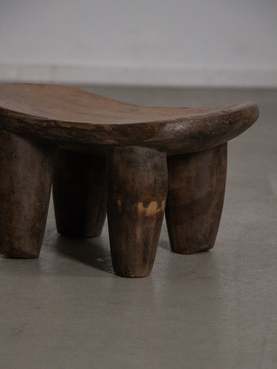 セヌフォ族スツール