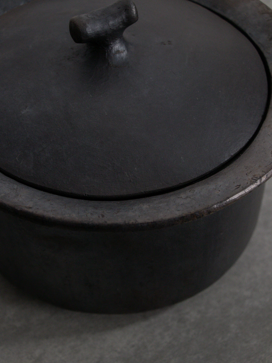 COOKING POT