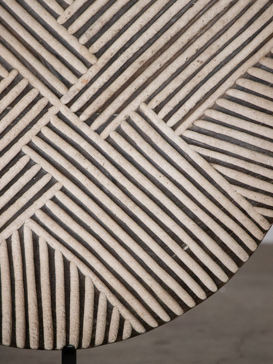 バミレケ族の盾