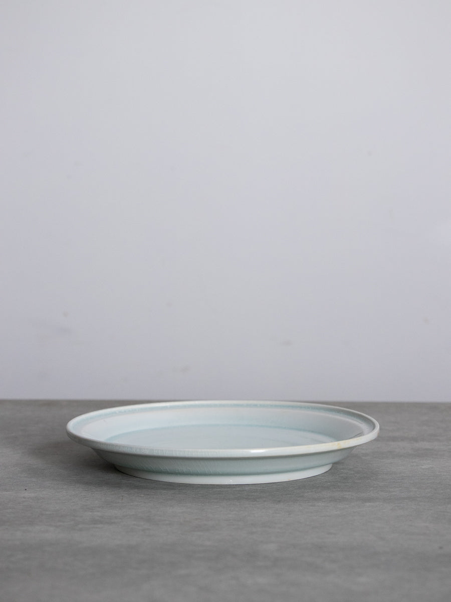 白磁段縁皿(結晶)