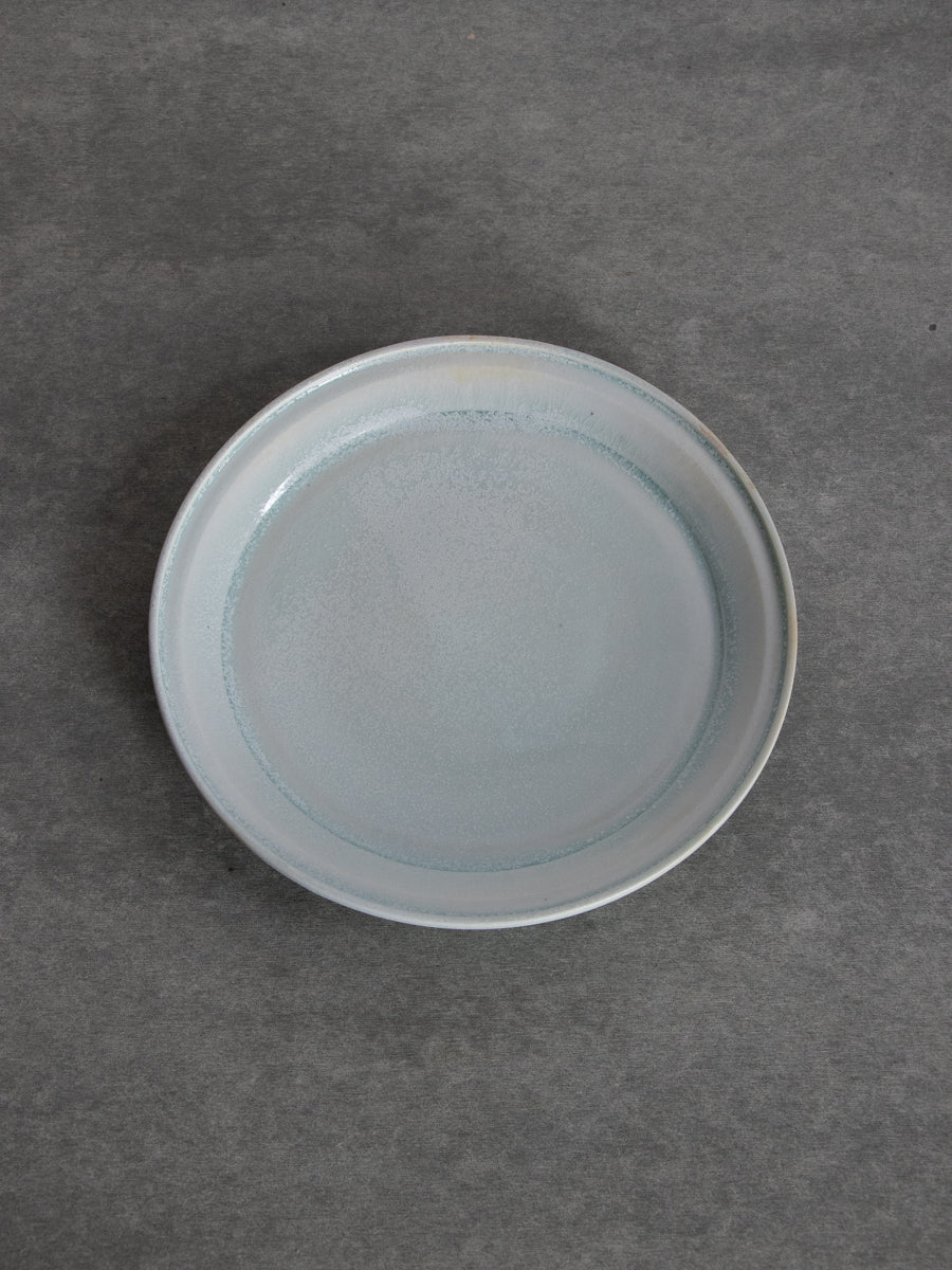 白磁段縁皿(結晶)