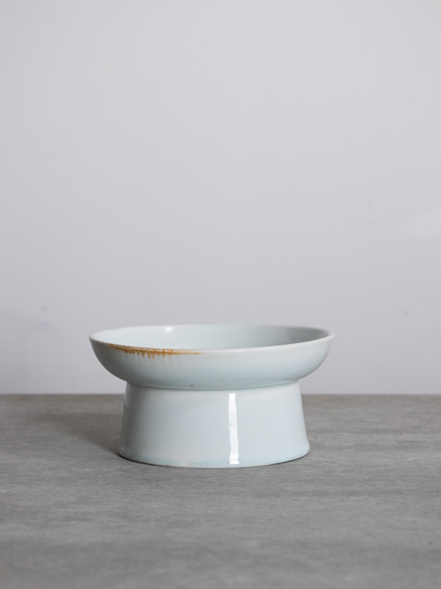 白磁台皿(乳濁)