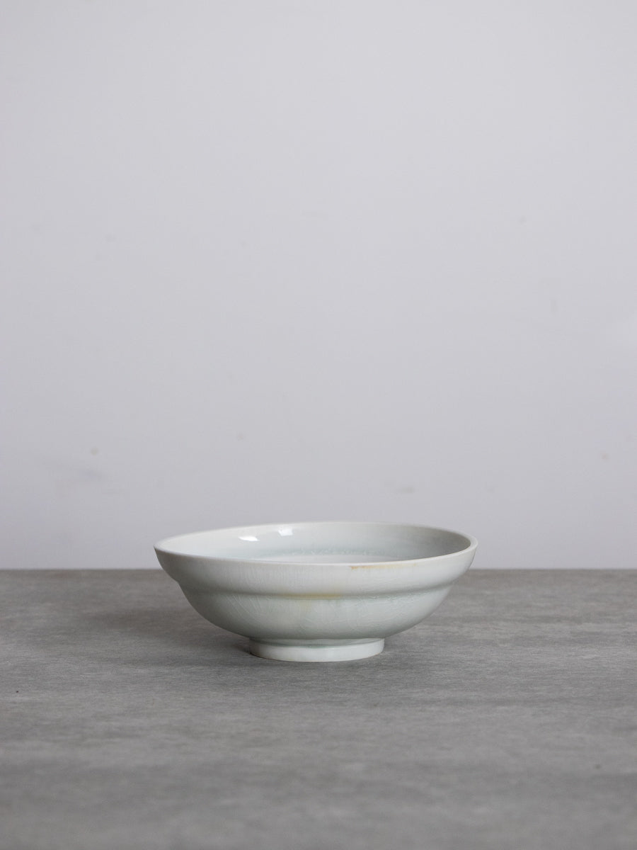 白磁縁丸小鉢(青)