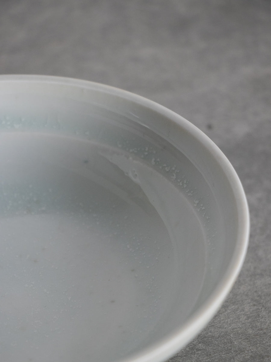 白磁縁丸小鉢(青)
