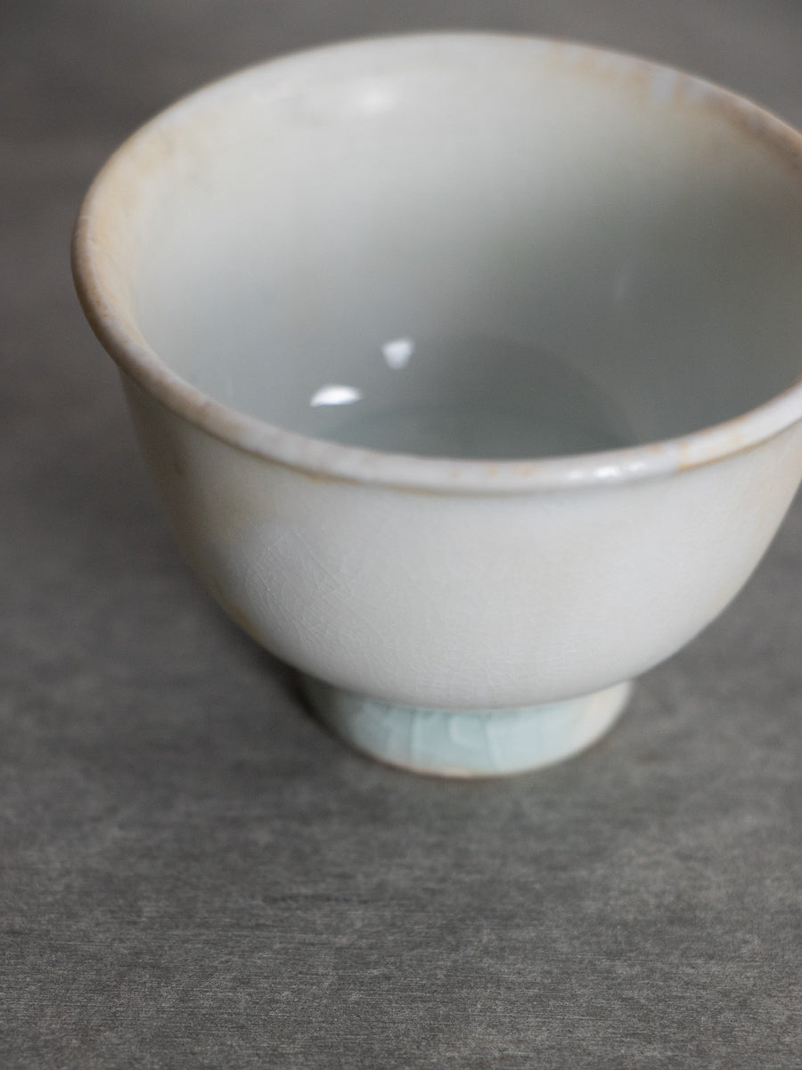 白磁熊川杯