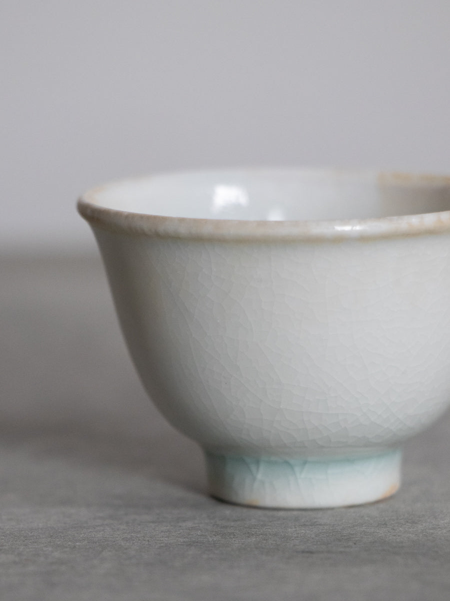 白磁熊川杯