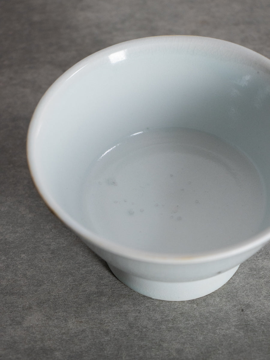 白磁広東碗(乳濁)