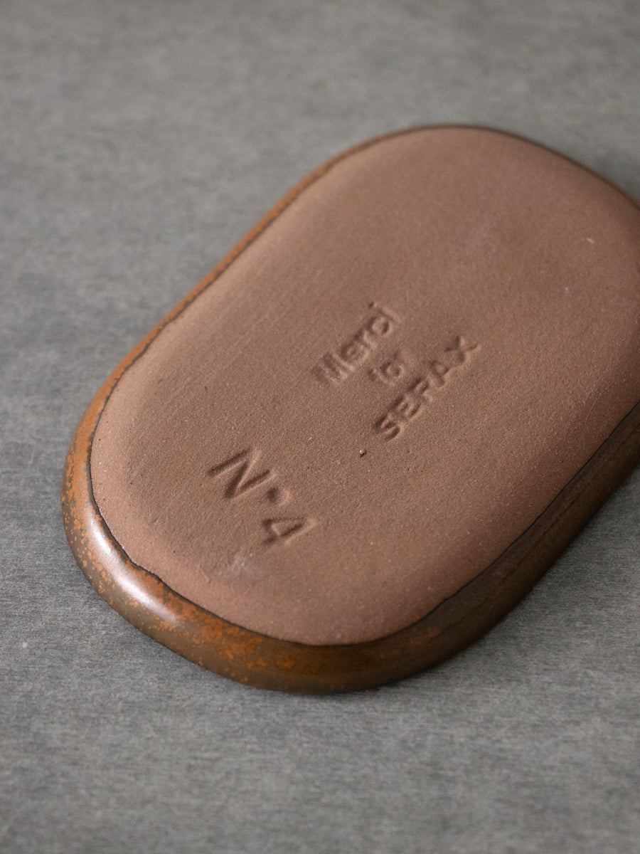 PLATE RECTANGULAR MERCI N°4 / BROWN