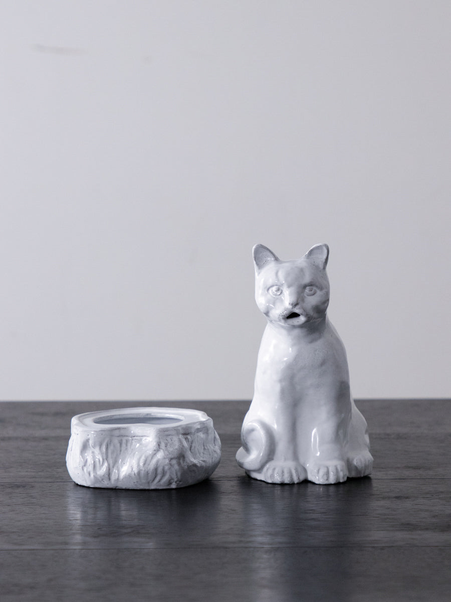 HOLDER Cat