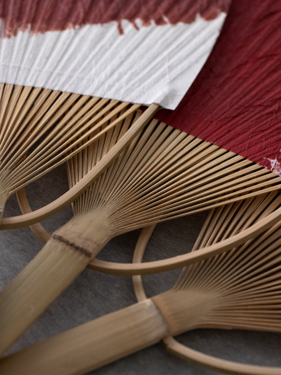 うるしのうちわ 朱