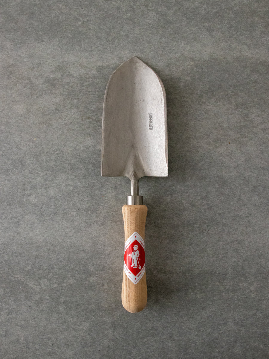 Transplanting Trowel Half Round ash