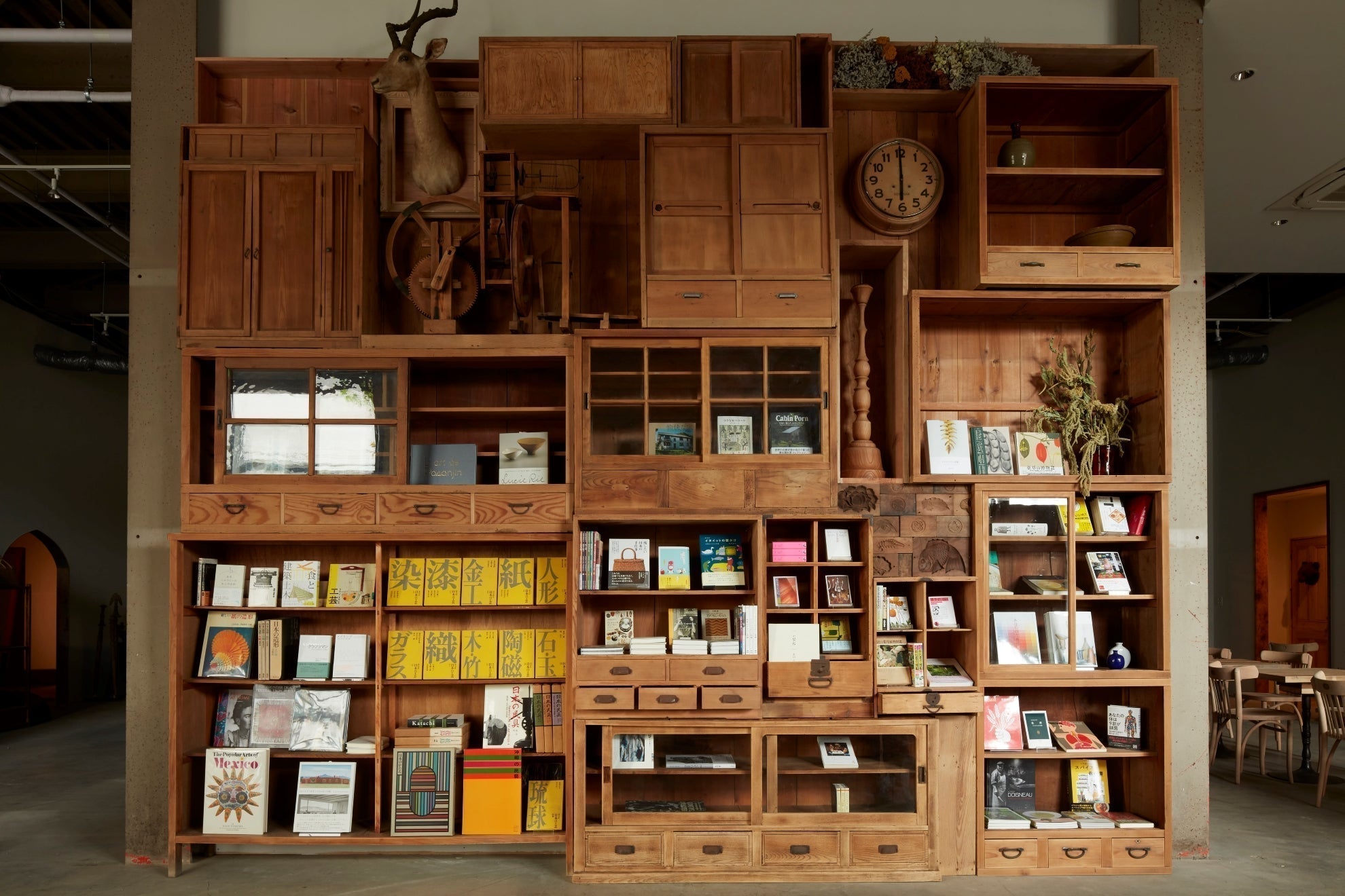 p*i様 大幅値下げスタート!CASICA 木製アンティーク机 CASICA - 生きた時間と空間を可視化する