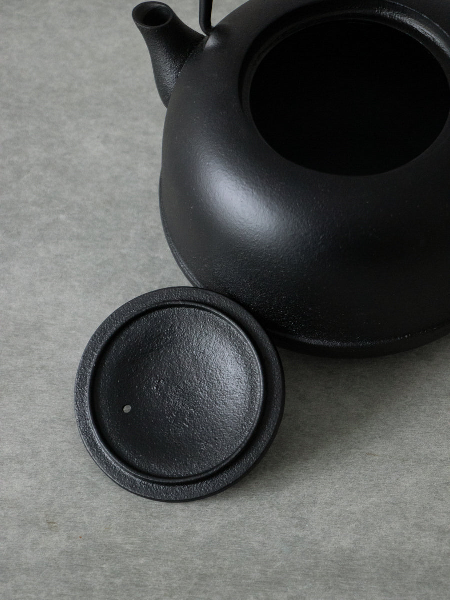 ◯専用◯鉄瓶｜東屋 / 水沢姥口　小 楽天市場】東屋 鉄瓶 水沢姥口 小 1リットル 南部鉄器 南部鉄瓶 岩手県