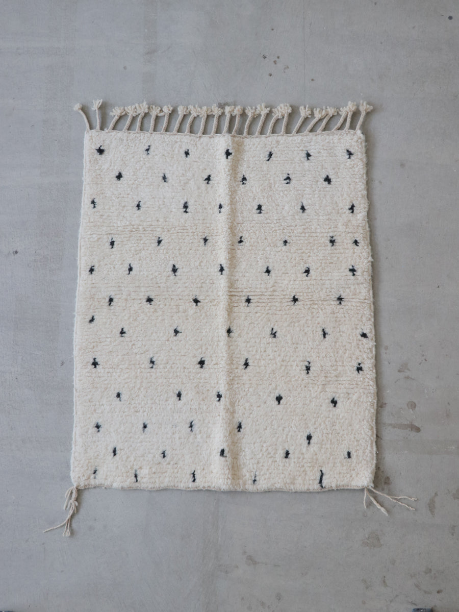 RUG & TEXTILE RUG & TEXTILE