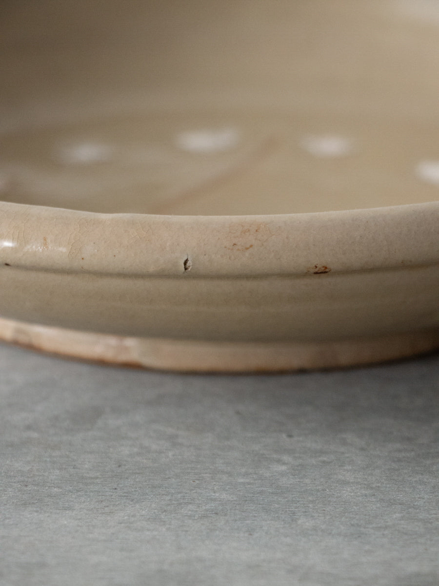 全国総量無料で アンティークな石皿。しっかりと持ち重りのする 陶芸 