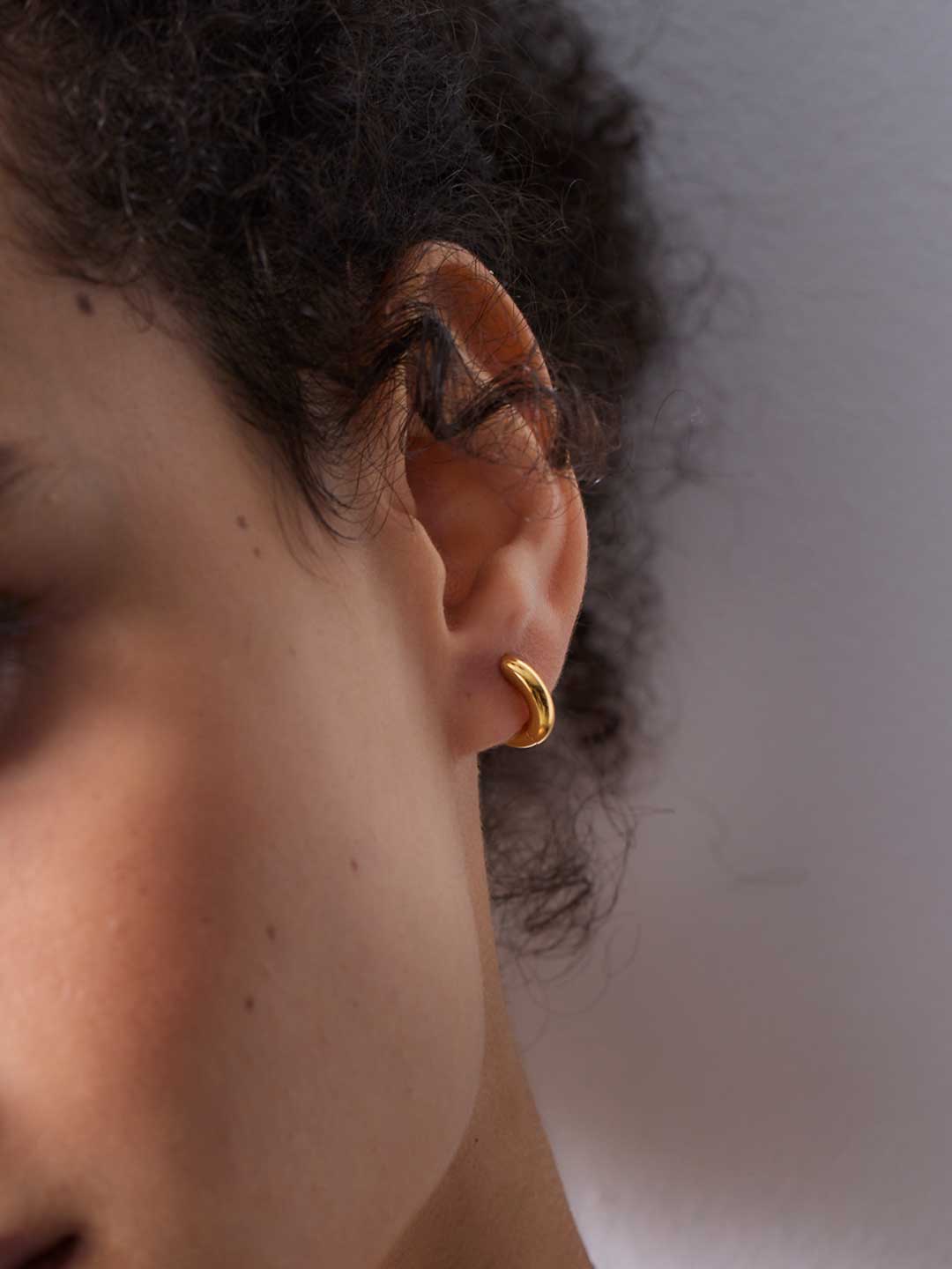 Gold Tiny Bagel Hoops