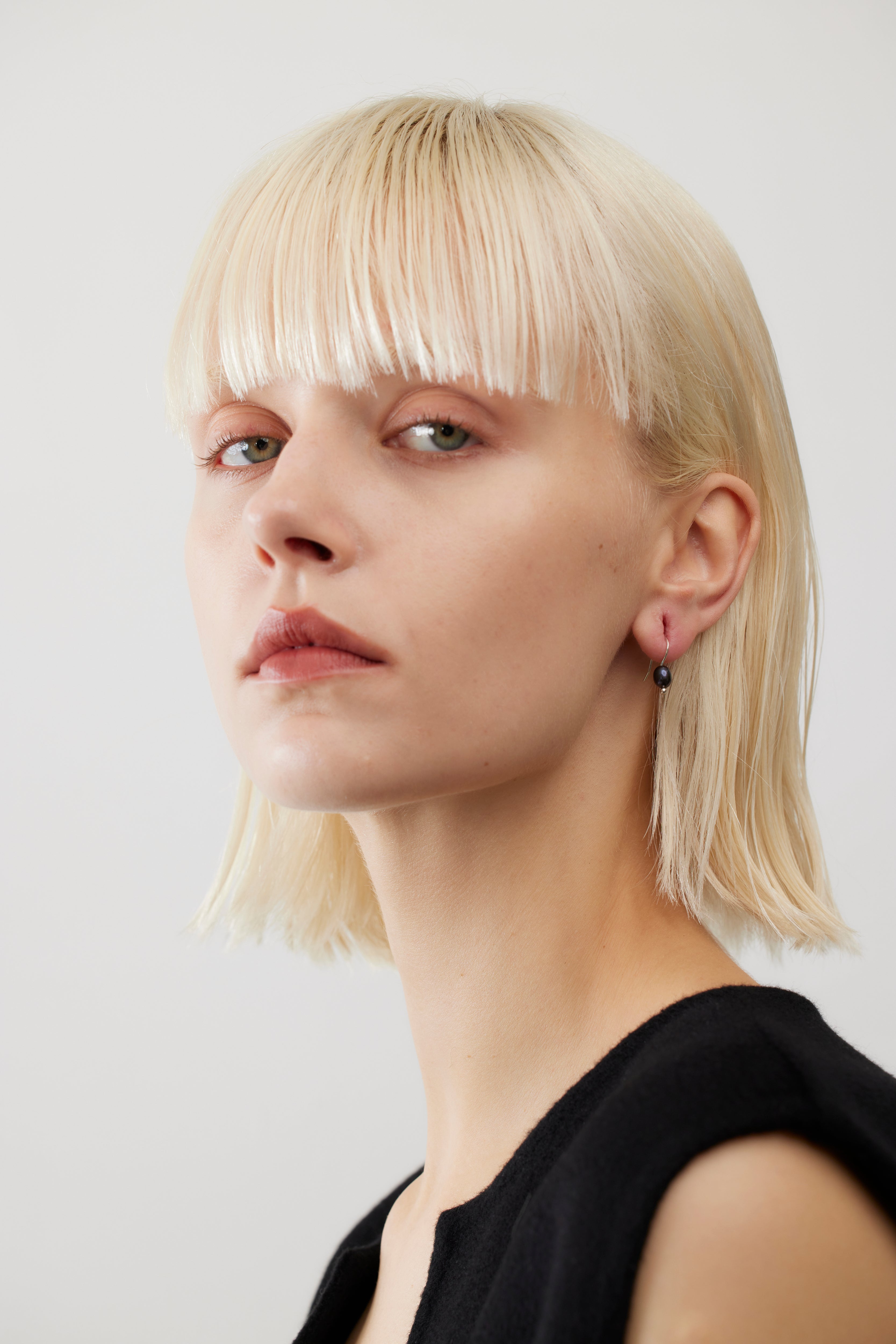 Mermaid Earring, Single / Black