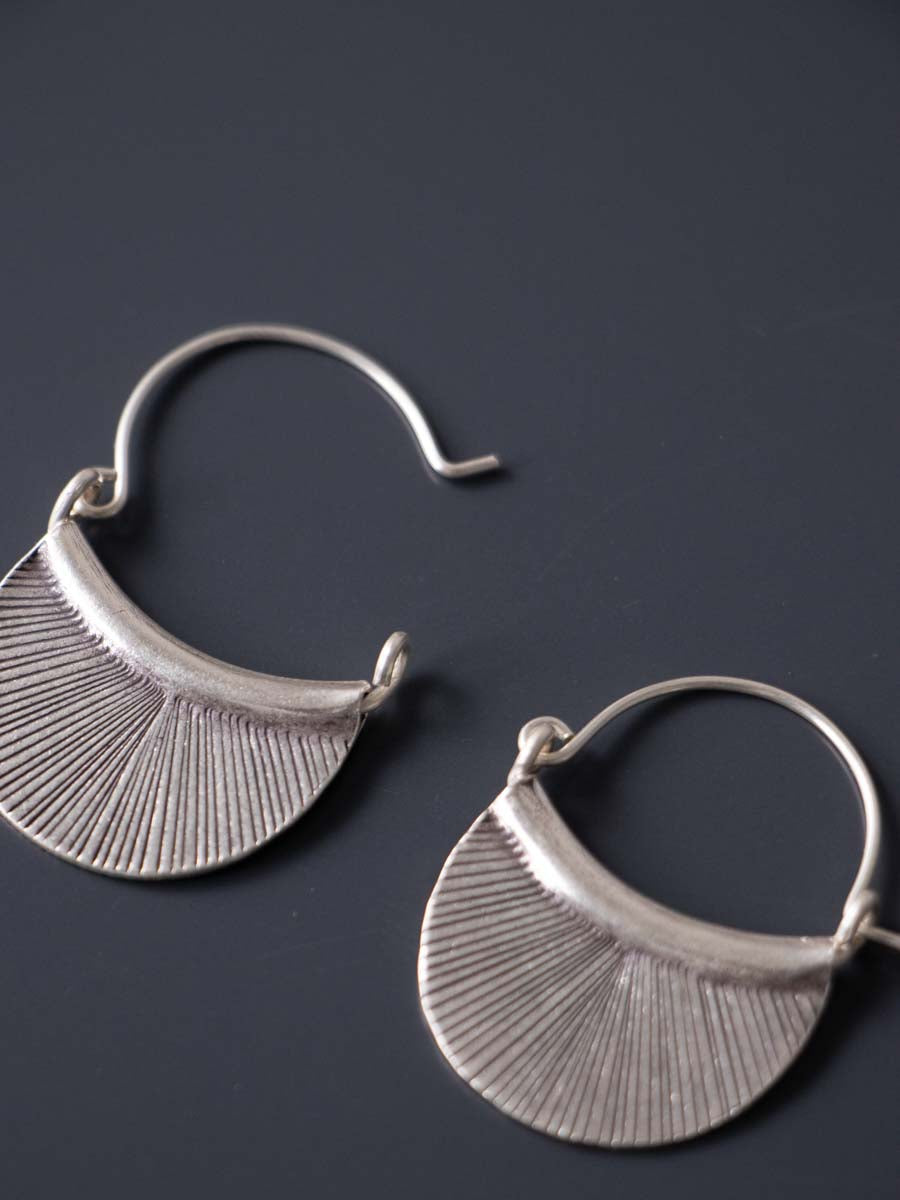 カレンシルバーイヤリング (N03)