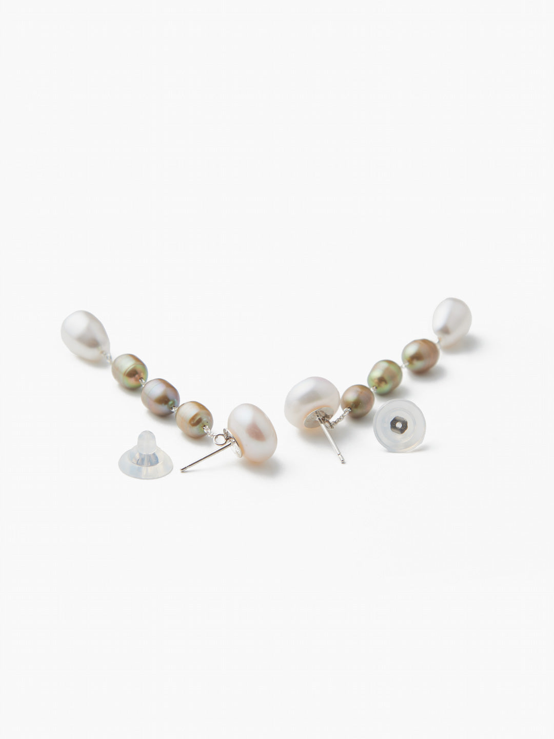 Small Passante Earrings, Pistachio