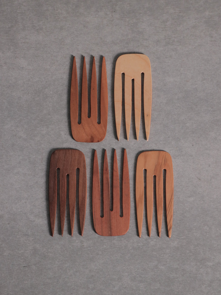 Natural Wood Decorative comb 9cm