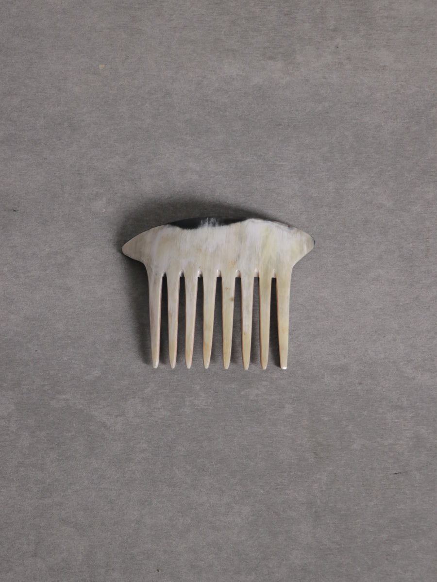 Horn Decorative Comb / 12x8 cm