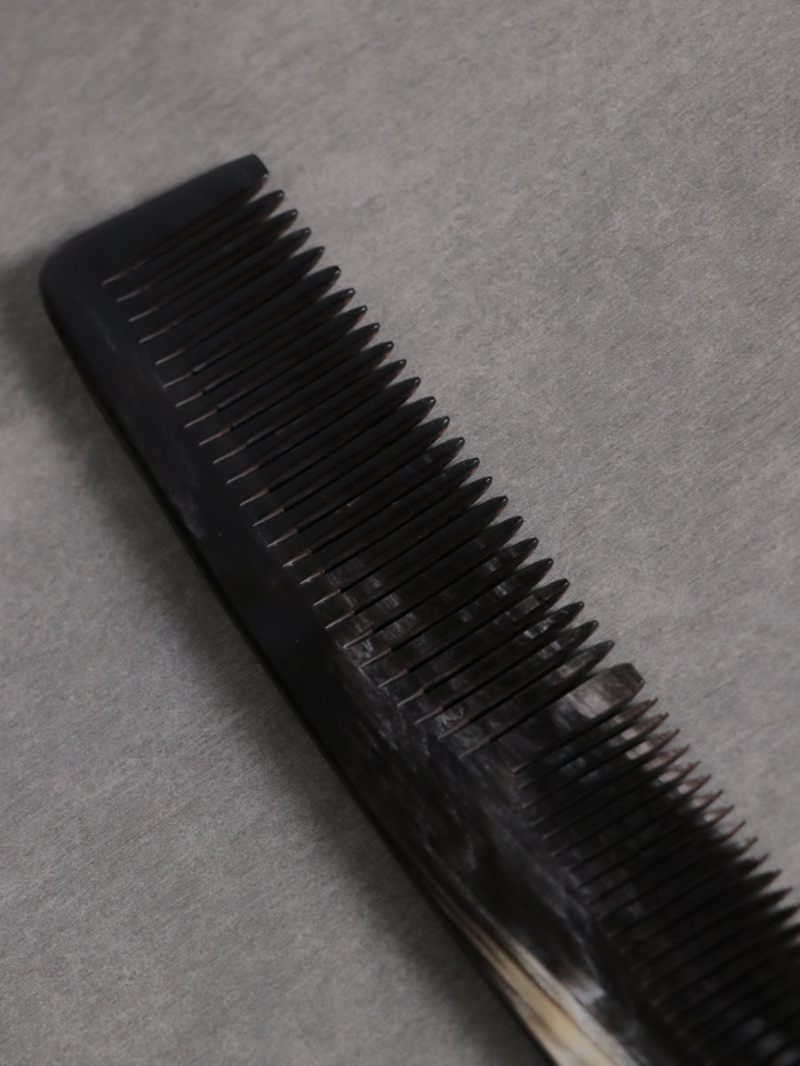 Hairdressing comb 19cm Wide× Narrow