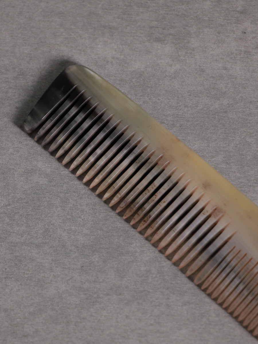 Hairdressing comb 19cm Wide× Narrow