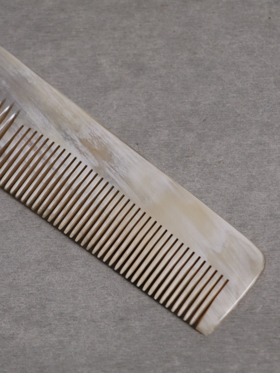 Hairdressing comb 19cm Wide× Narrow