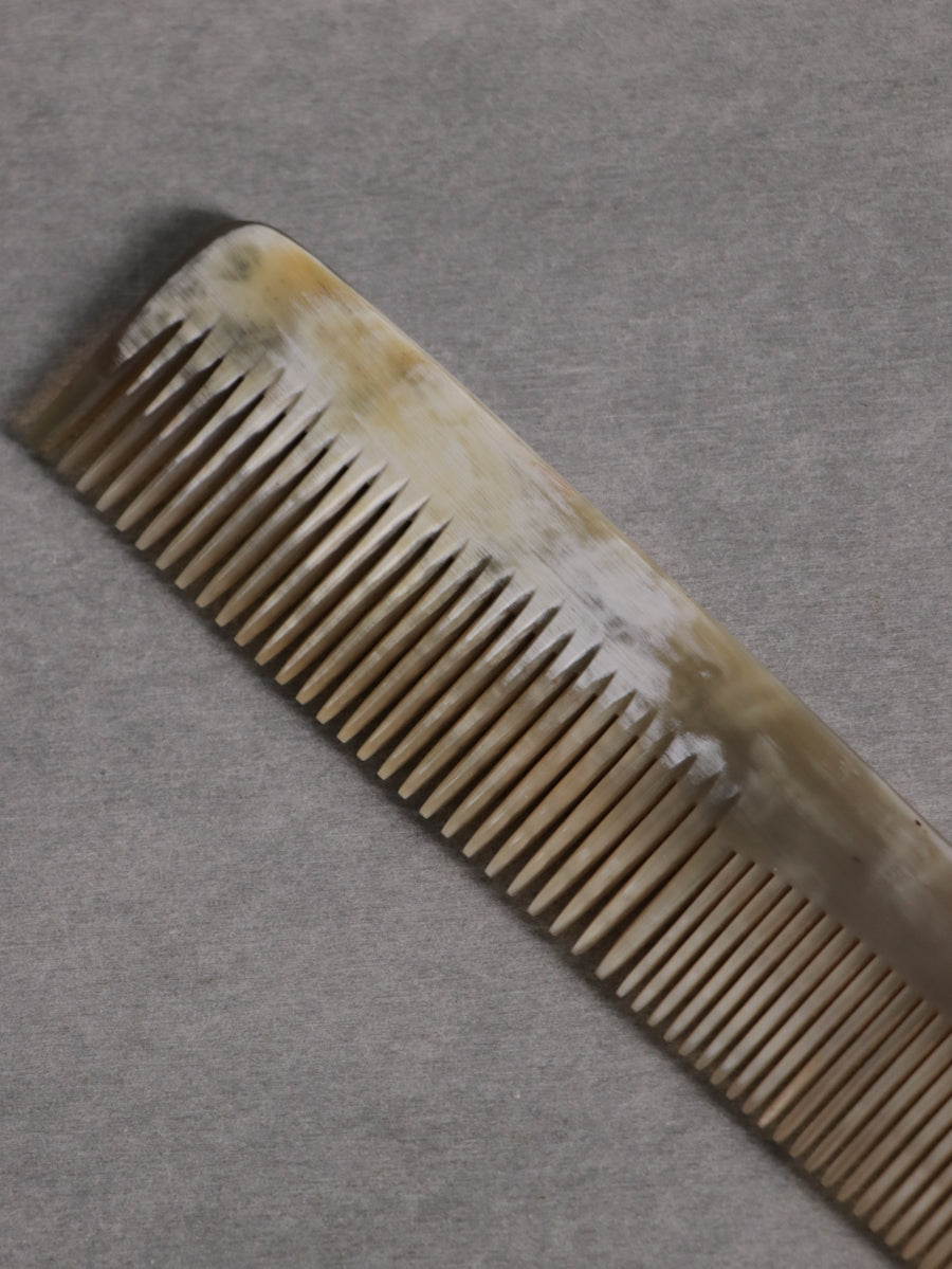 Hairdressing comb 19cm Wide× Narrow