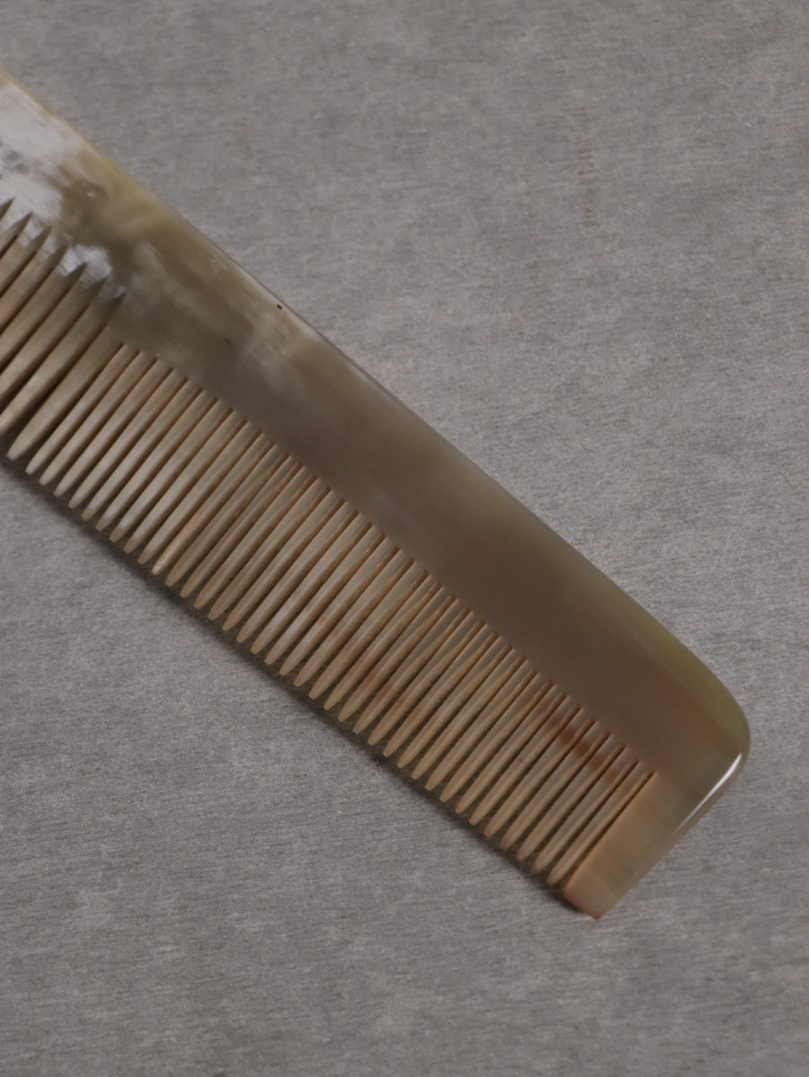 Hairdressing comb 19cm Wide× Narrow