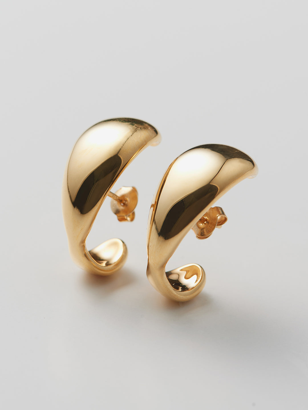 【受注商品】Scarf Thick Earrings/Gold