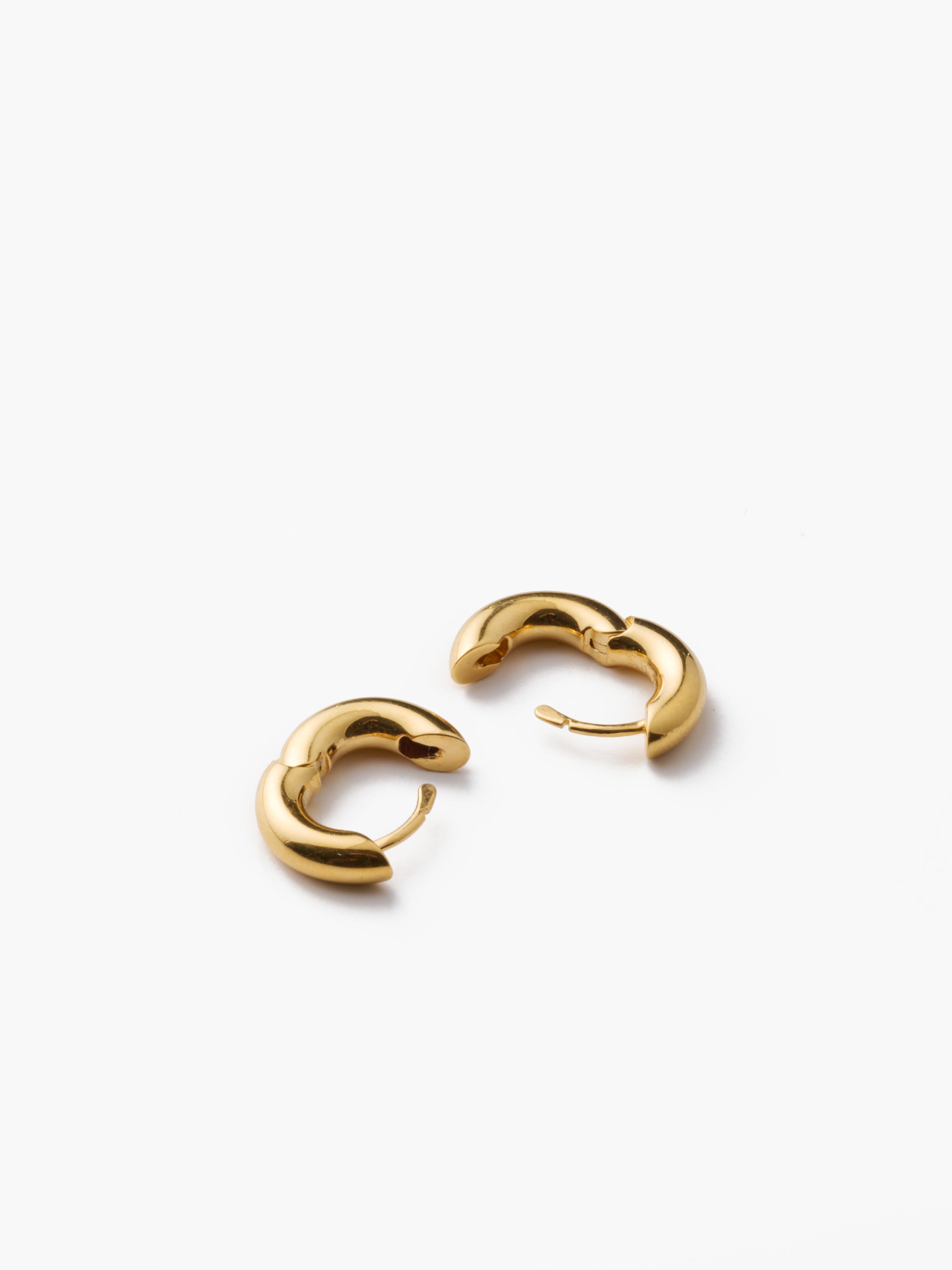 Gold Tiny Bagel Hoops