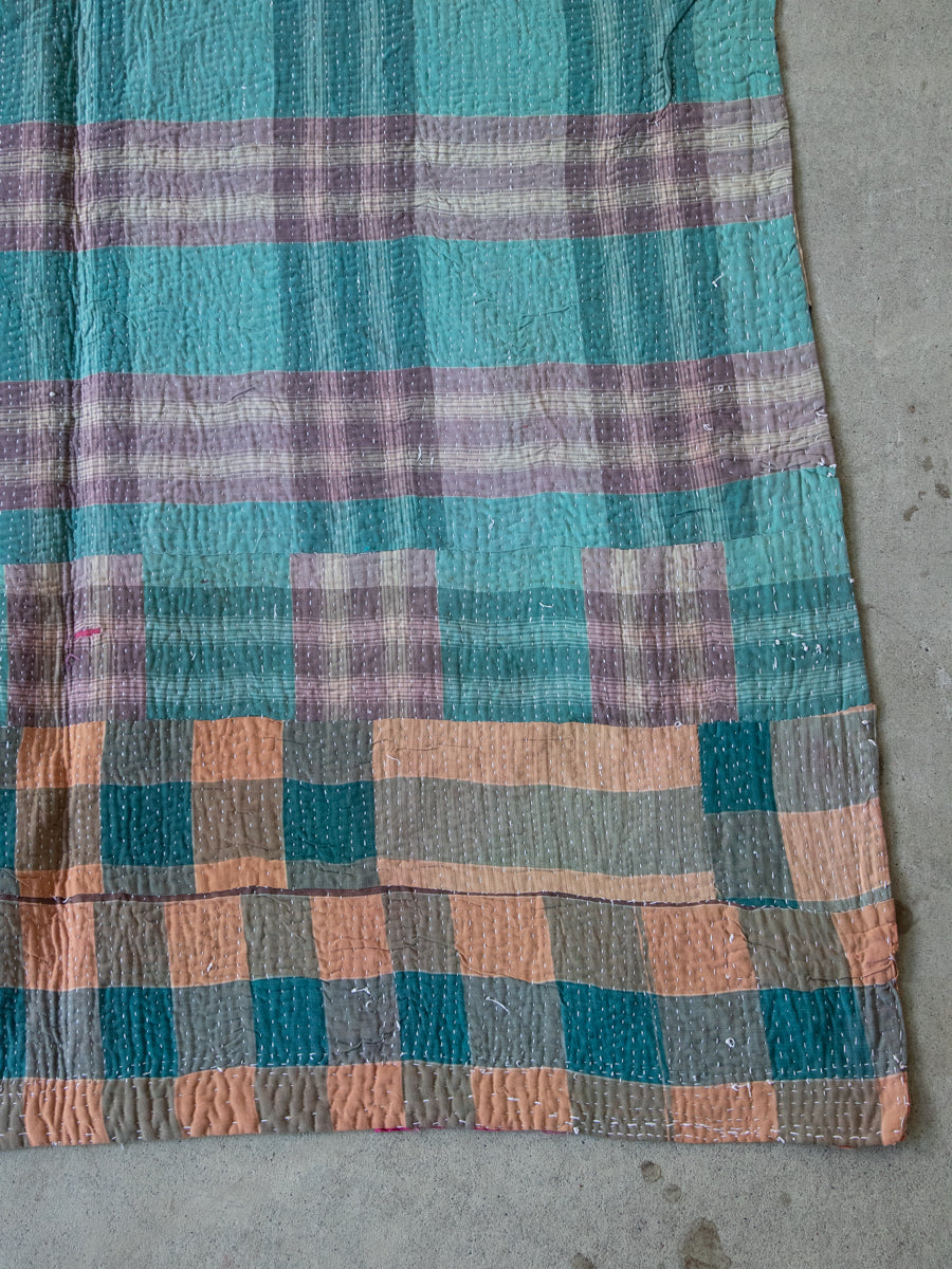 VINTAGE QUILT