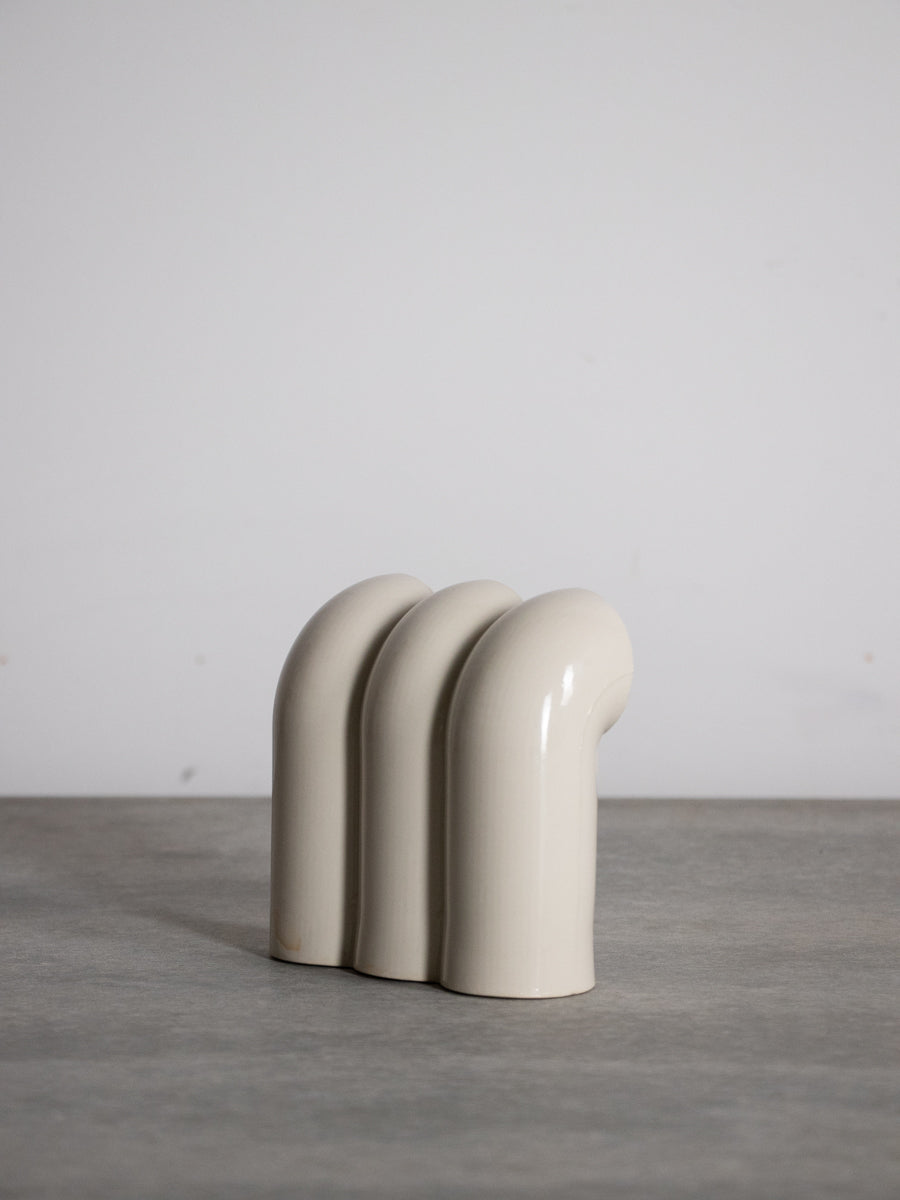 BOOK END
