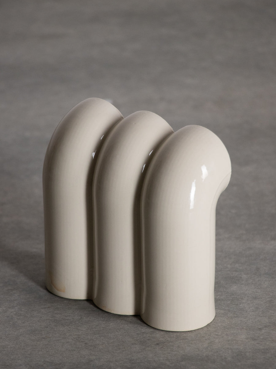 BOOK END
