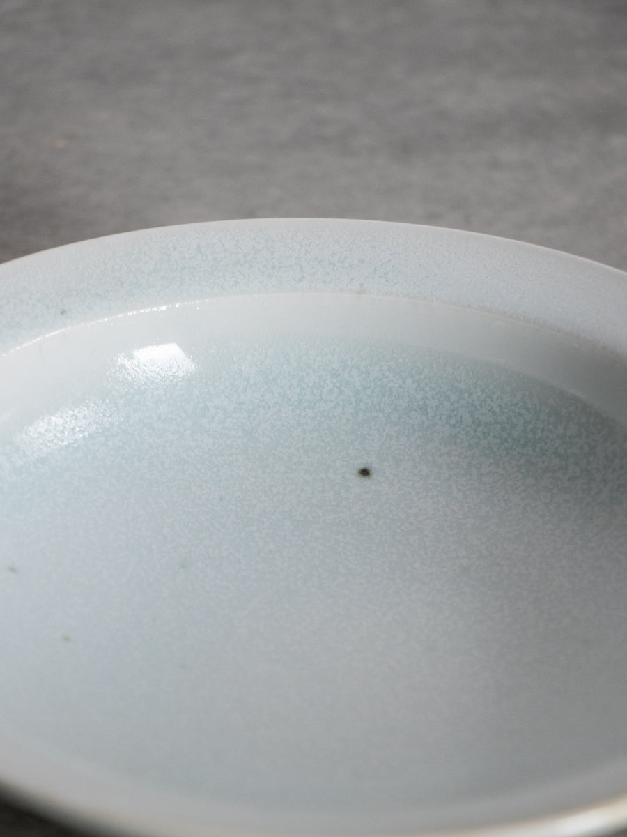 白磁帽子鉢（結晶）