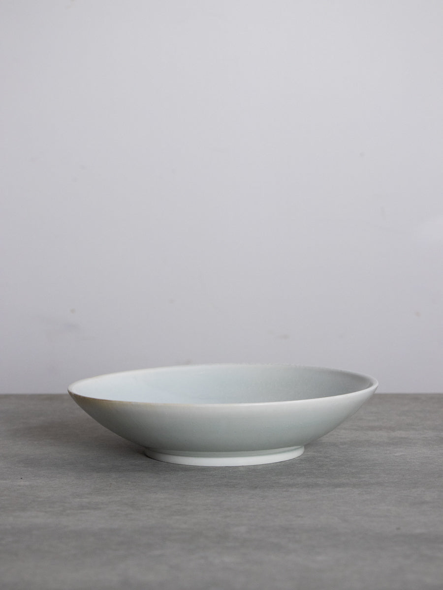 白磁七.五寸鉢（結晶）