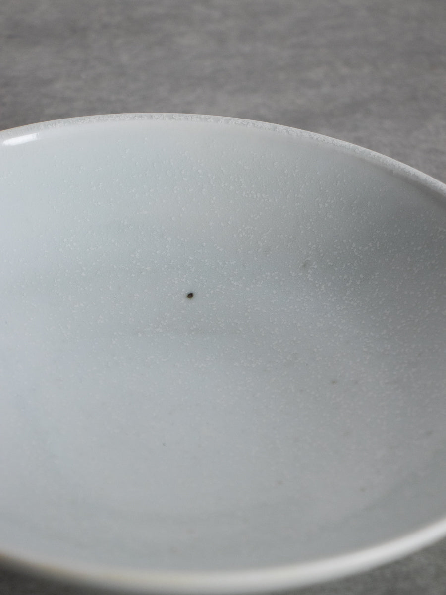 白磁七.五寸鉢（結晶）