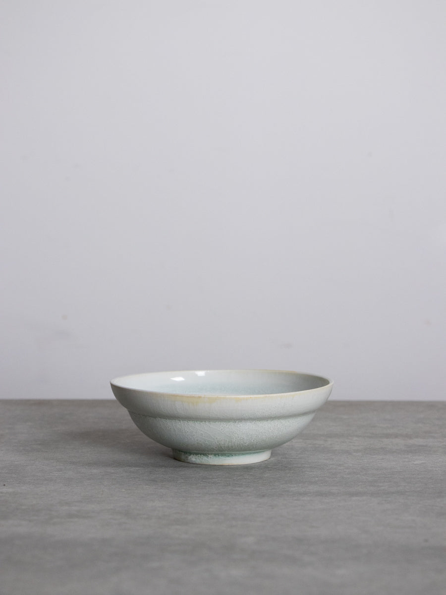 白磁縁丸小鉢（青）