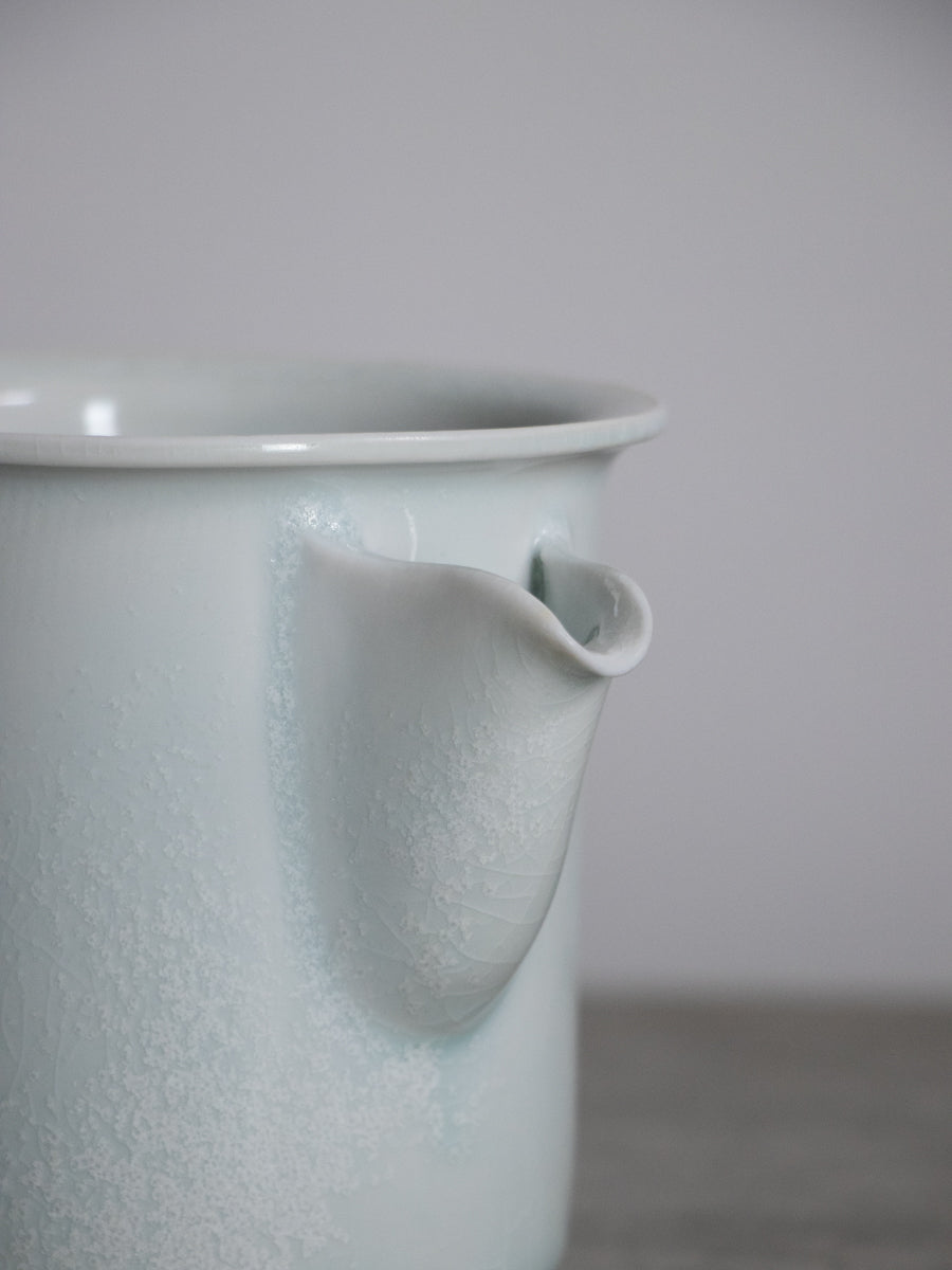 白磁コーヒー片口（結晶）