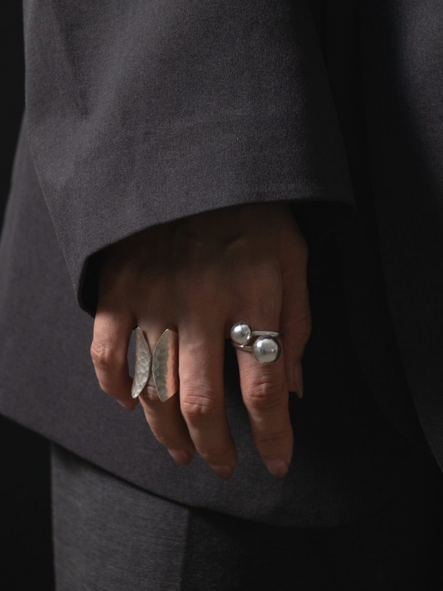 カレンシルバーリング (M02)