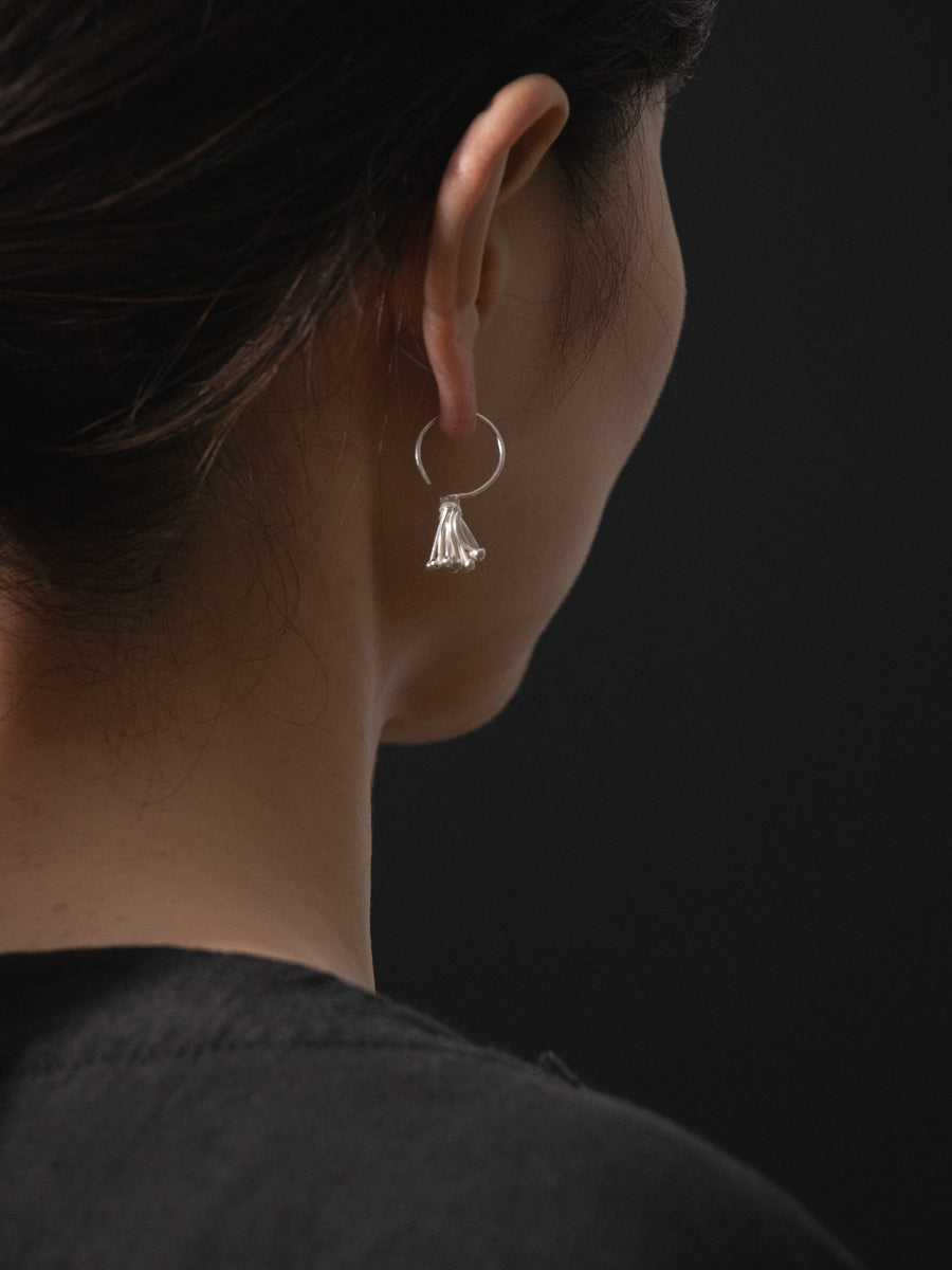 カレンシルバーイヤリング (F01)