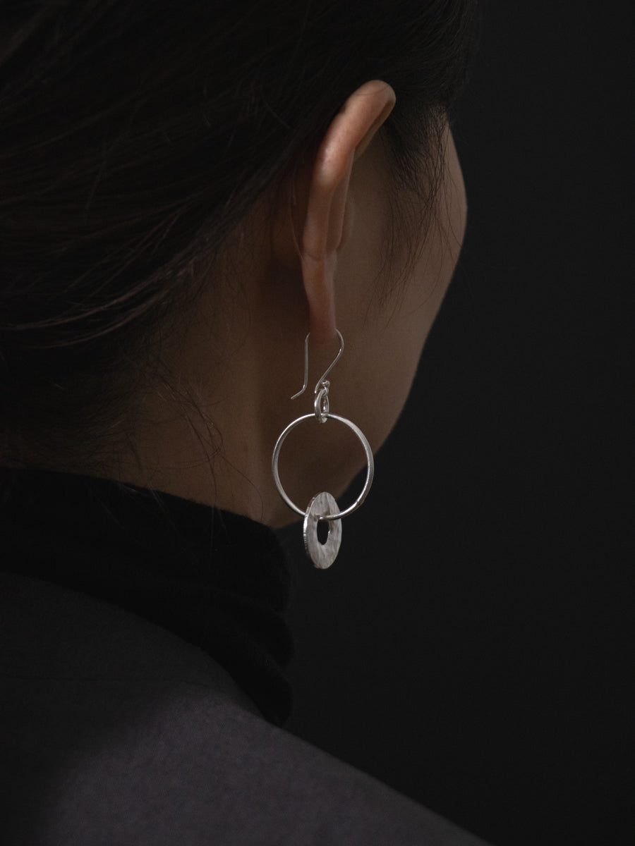 カレンシルバーイヤリング (N01)