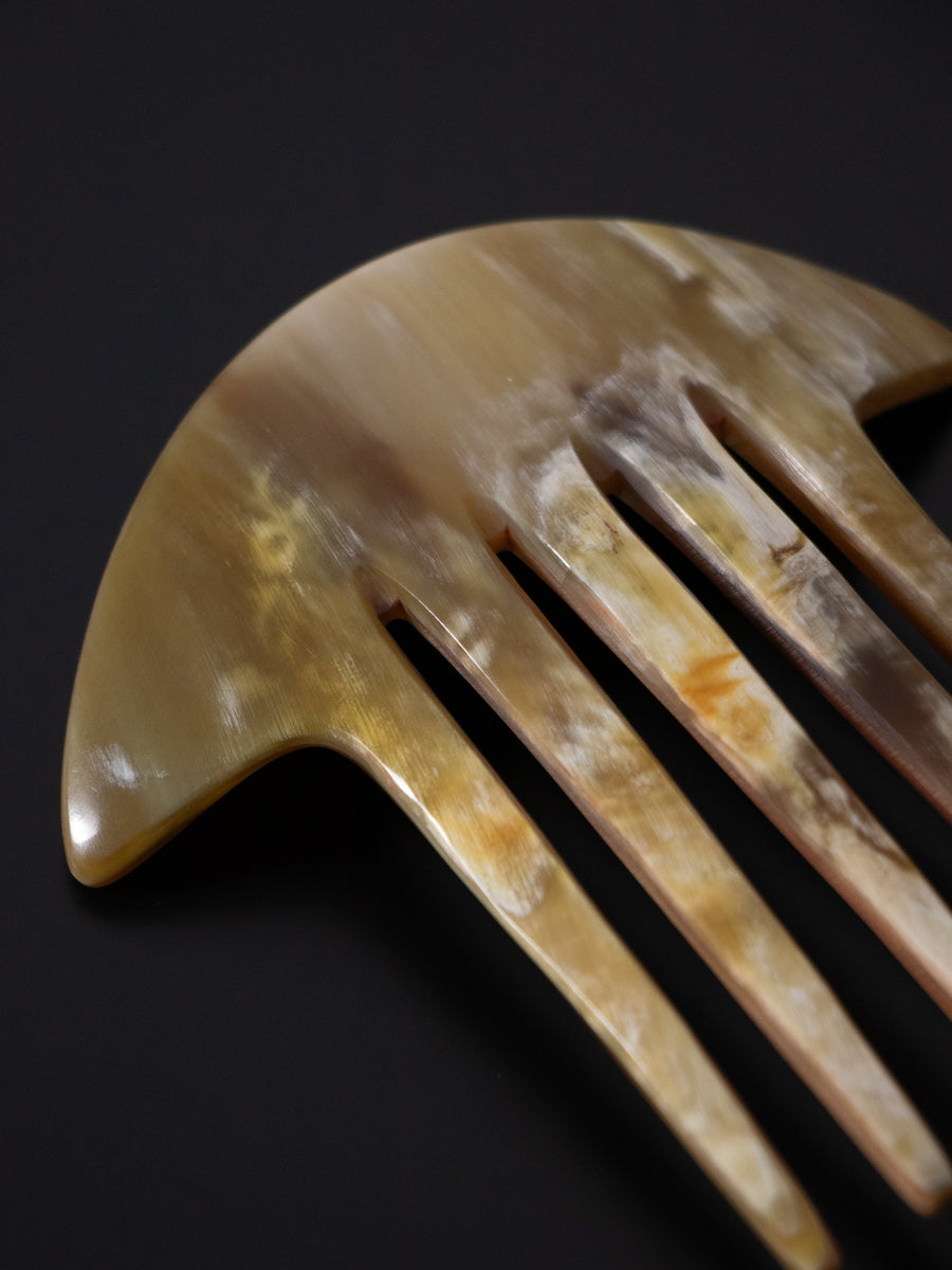 Decorative comb, ca. 10x10cm, 5&teeth