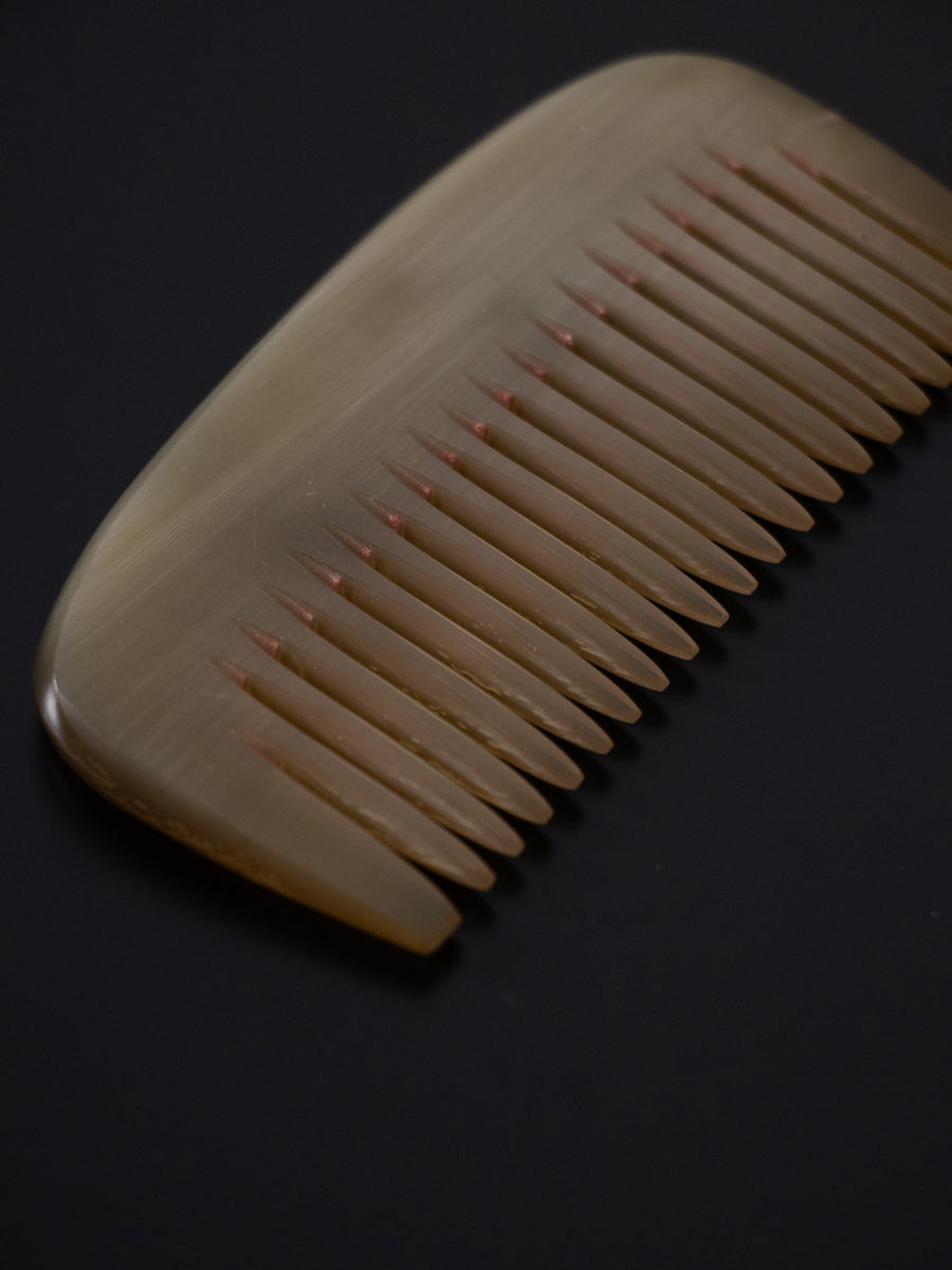 Pocket comb 8cm / wide
